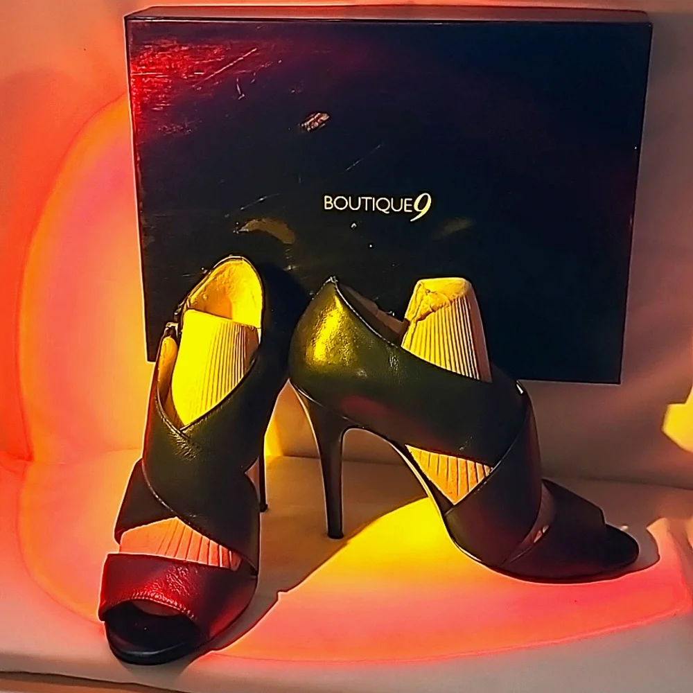 BOUTIQUE 9 - THOMSINA 6 blk - Picture 1 of 10